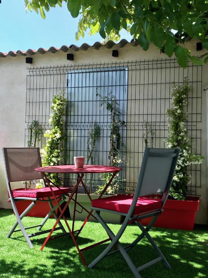 Guesthouse La Costiere - Logements Independants - Espace Piscine Jacuzzi Люнель Екстер'єр фото
