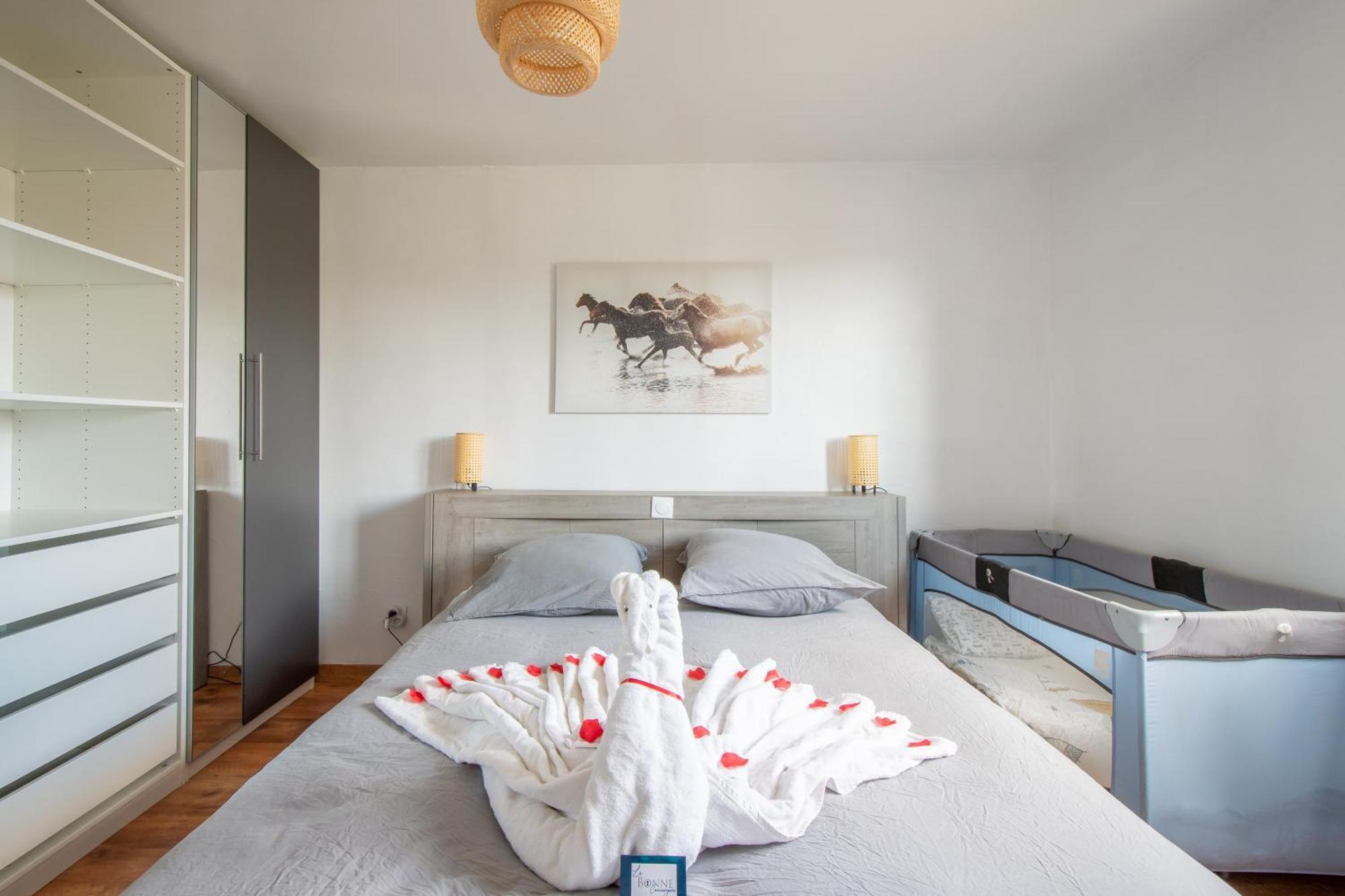 Guesthouse La Costiere - Logements Independants - Espace Piscine Jacuzzi Люнель Екстер'єр фото